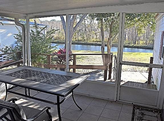 5th image of 1110 Wisteria Dr