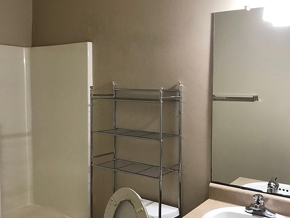 4th image of 1205 N Nashville Pl #2