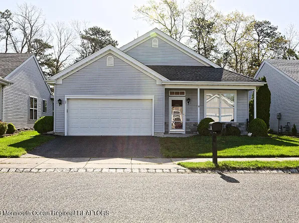 27 Robin Lane, Barnegat, NJ 08005