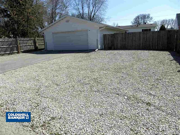 1143 Reber St — Photo 17