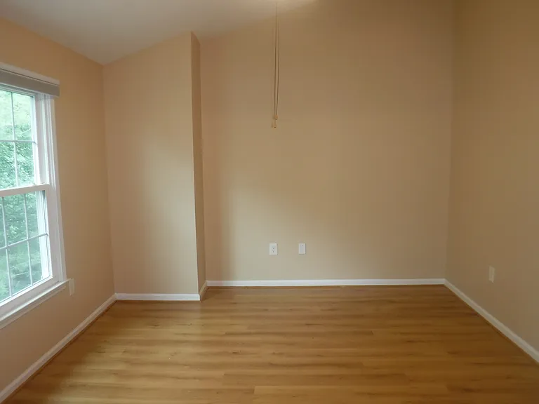 Master Bedroom - Upper Level