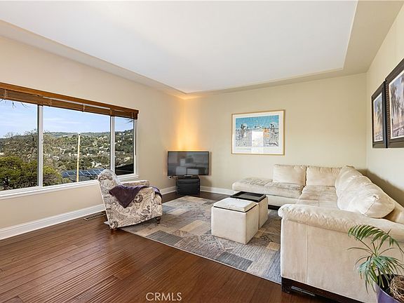 5th image of 17444 Meadow View Dr