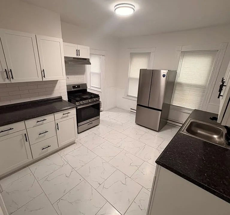 219 Kimberly Ave #1
