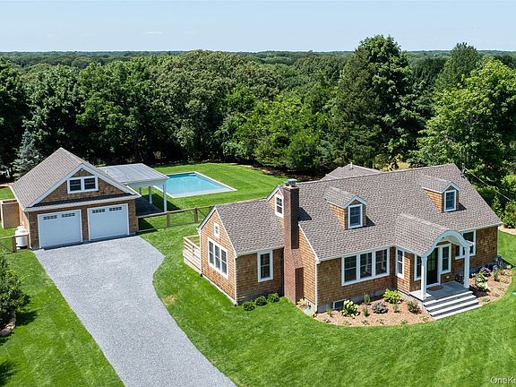 2nd image of 605 Cedar Drive