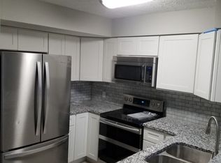 3129 N Norwest Woods Cir, Bloomington, IN 47404