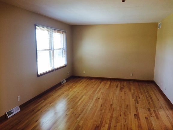 2nd image of 316 Mecherle Dr #308
