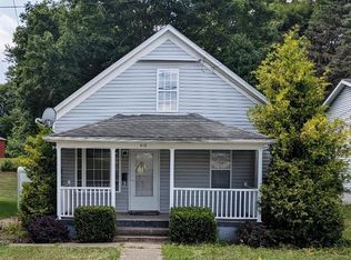 410 17th St NW, Barberton, OH 44203