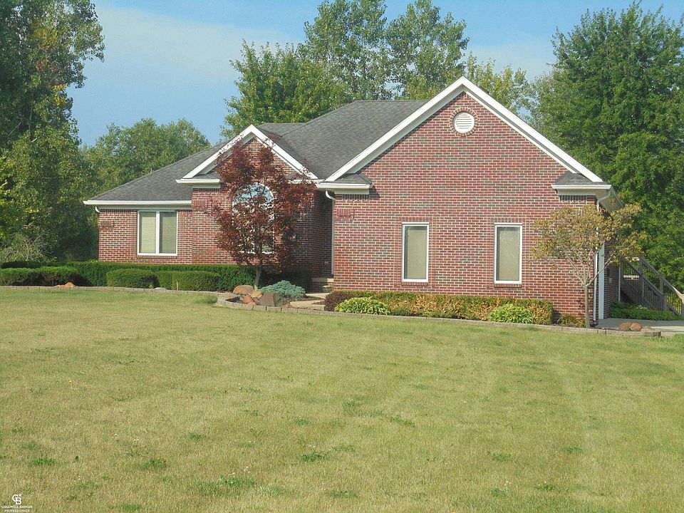 1st image of 79223 Capac Rd