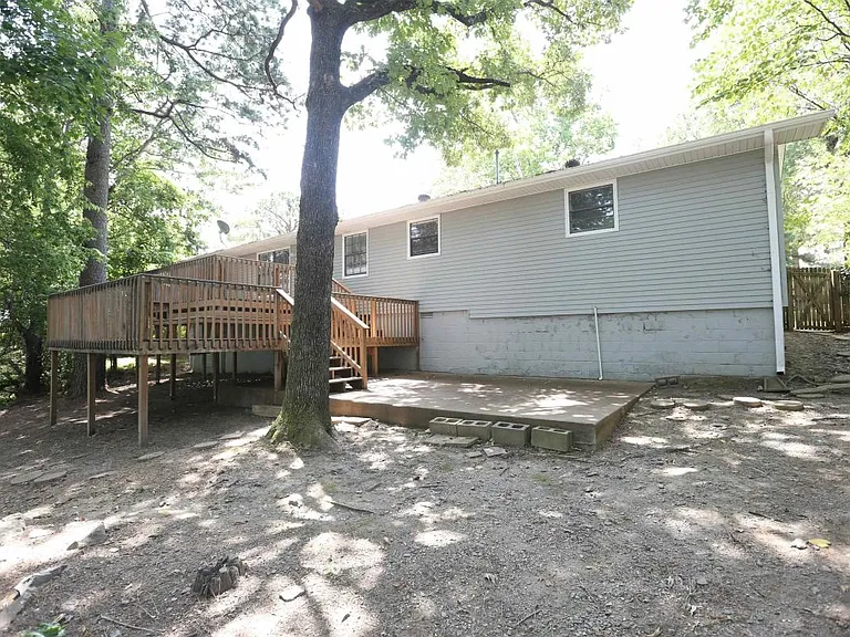 12406 Colleen Dr — Photo 33