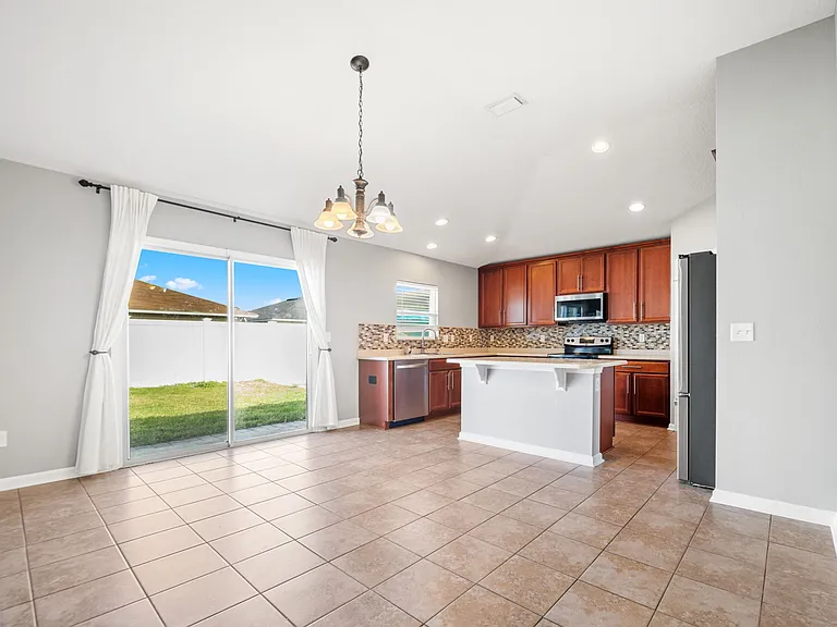 7377 Benes Trl — Photo 17
