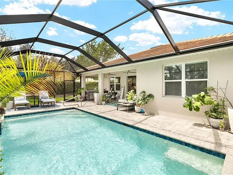14546 Tropical Dr — Photo 25