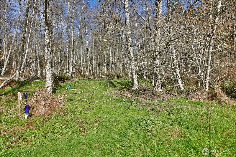 5th image of 401 Gramayre Road