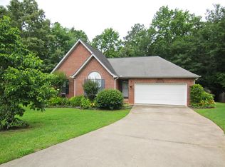 120 Cabot Ct W, Greenwood, SC 29649
