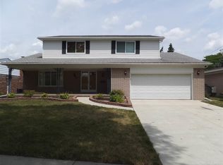 11347 Loginaw Dr, Warren, MI 48089