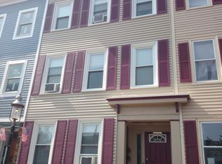16 Essex St, Charlestown, MA 02129