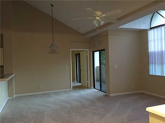 3rd image of 1423 Avon Ln APT 214