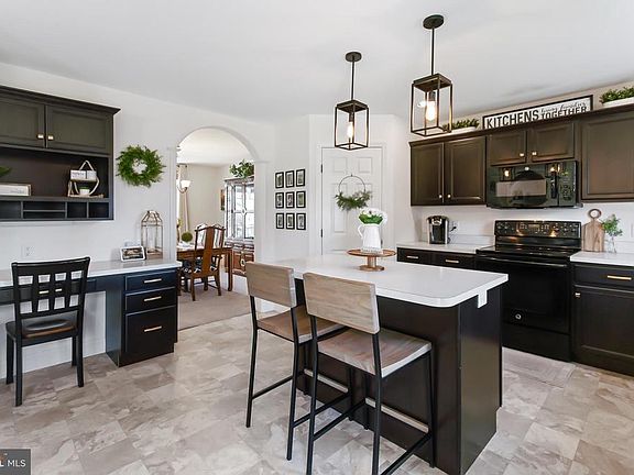 4th image of 317 Wissler Way