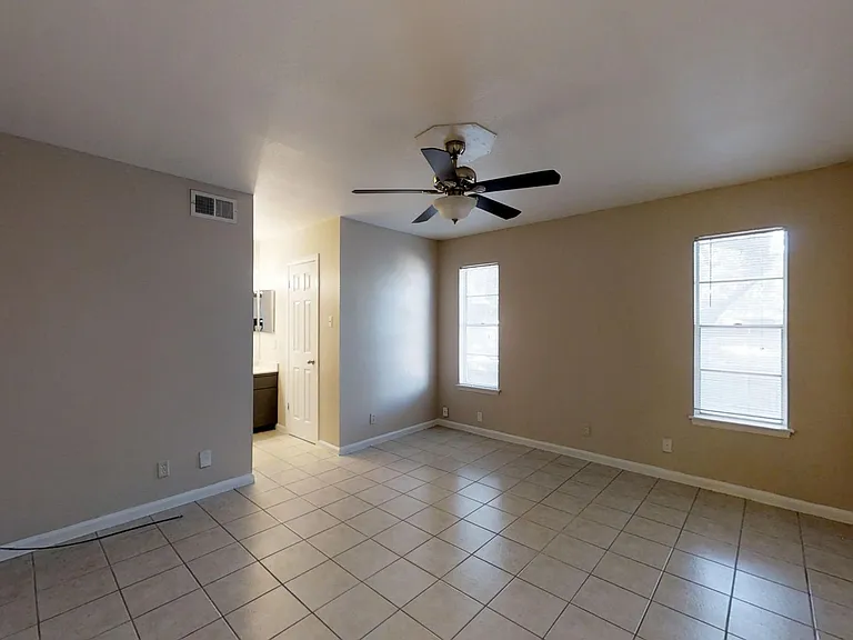 Verano at the Heights Apartments — Photo 77