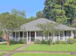3853 Country View Dr, Baton Rouge, LA 70816