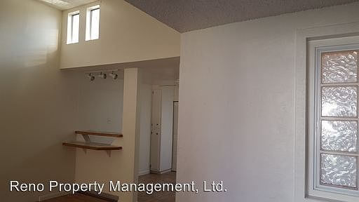 5th image of 1044 Baywood Dr APT C