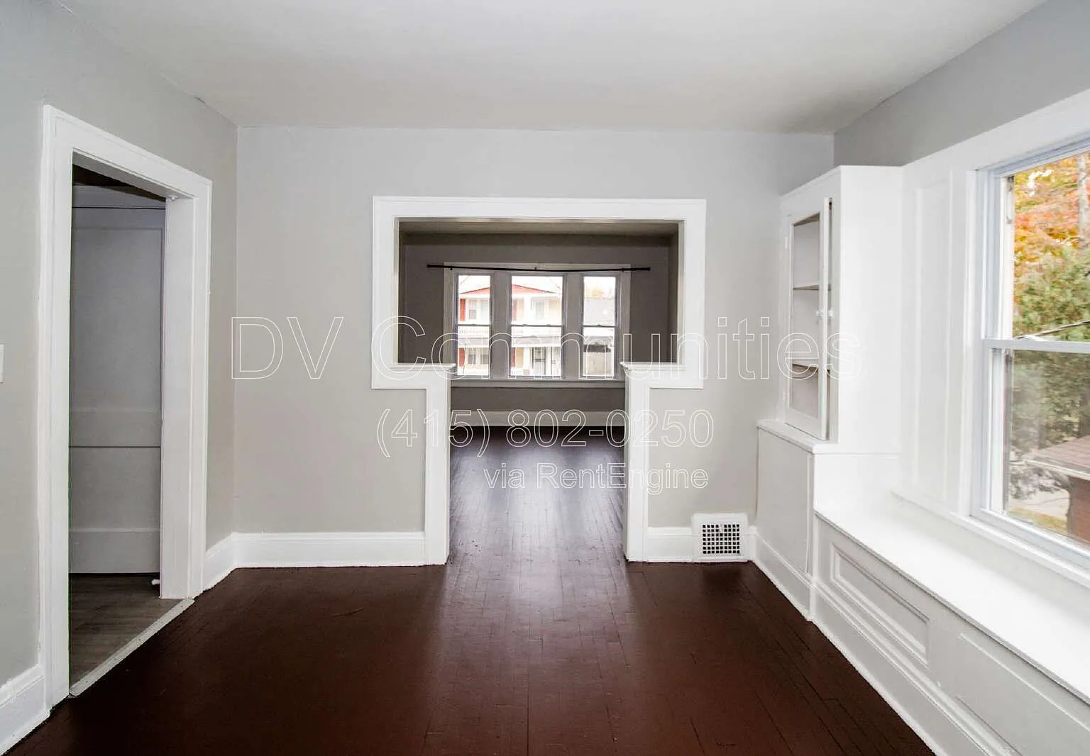 2 bed, 1.0 bath, $750 — Photo 2