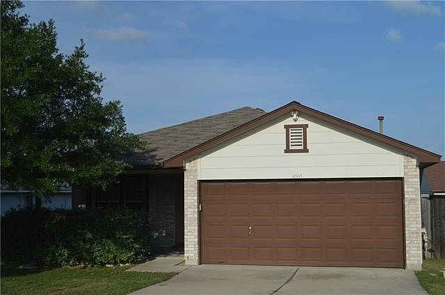 1st image of 1004 Estate Dr