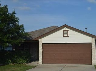 1004 Estate Dr, Hutto, TX 78634