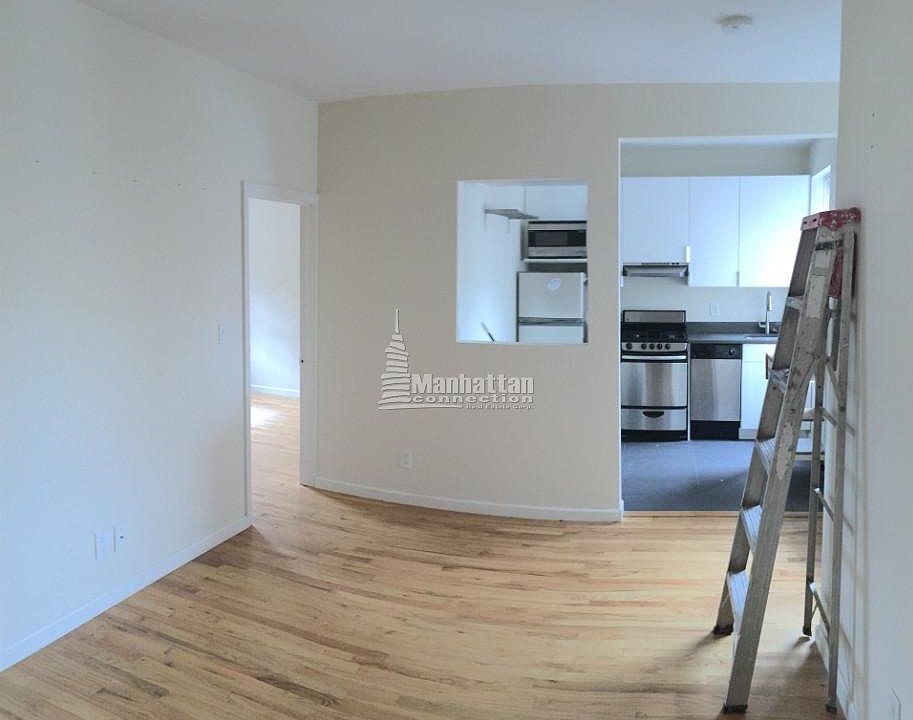 1st image of 80 Bank St APT 25