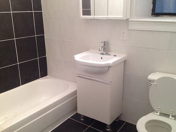 2nd image of 210 W 146th St APT 3A