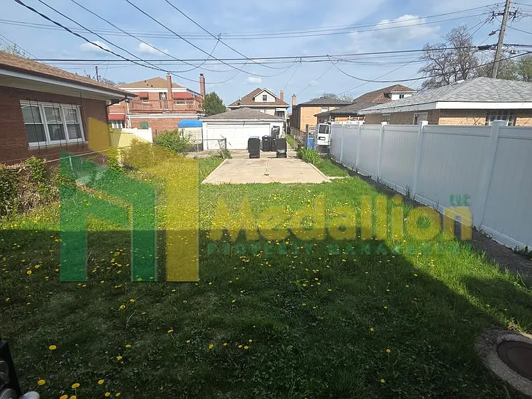 9307 S Indiana Ave — Photo 24