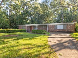 211 N Lipona Rd, Tallahassee, FL 32304