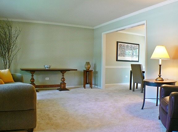 3rd image of 129 Branchwood Dr