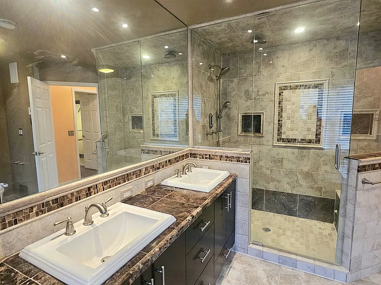 29221 Fieldstone — Photo 50
