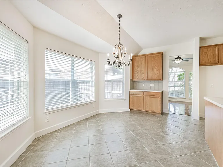 7 Heron Hollow Ct — Photo 16
