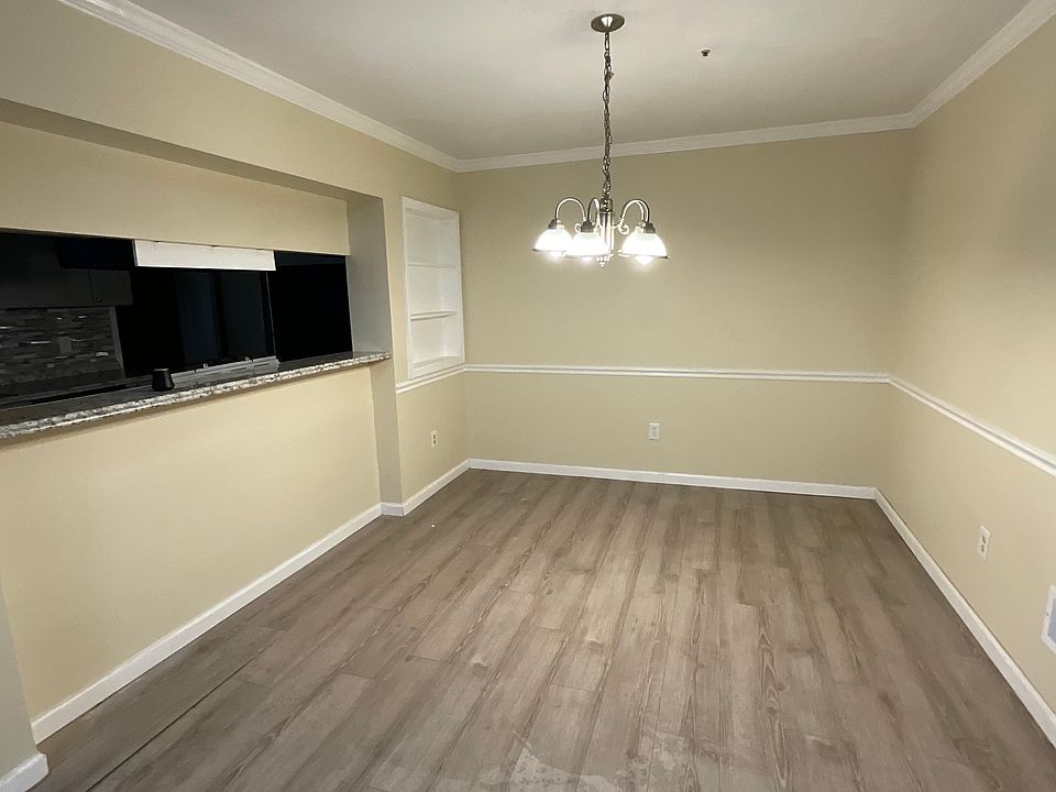 1st image of 204 Waters Edge Dr #204