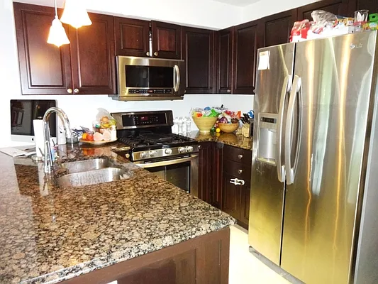 Rented by Corcoran | media 44