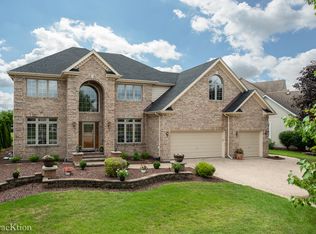 2268 Glouceston Ln, Naperville, IL
