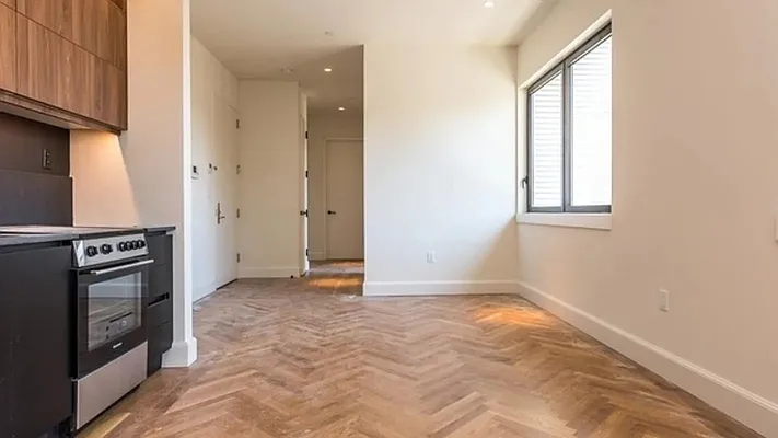 Rented by Nooklyn NYC LLC | media 9