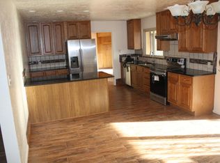 174 1/2 Sandia Rd NW, Albuquerque, NM 87107