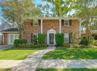 121 Hazel Dr, River Ridge, LA 70123