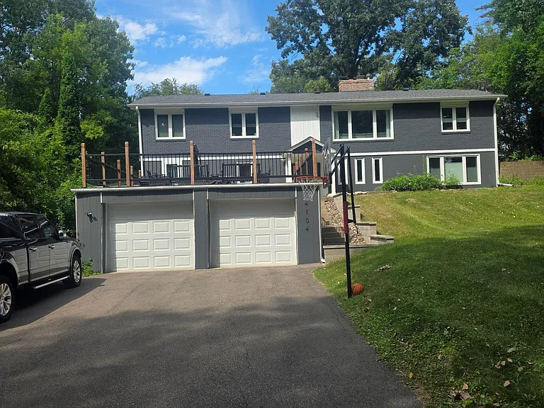 14104 Knollway Dr N — Photo 16