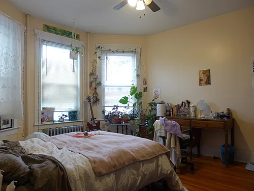 158 Hillside St #1 Photo 1