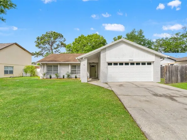 13922 Briardale Ln, Tampa, FL 33618