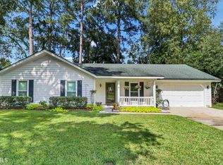 16 S Nicholson Cir, Savannah, GA 31419