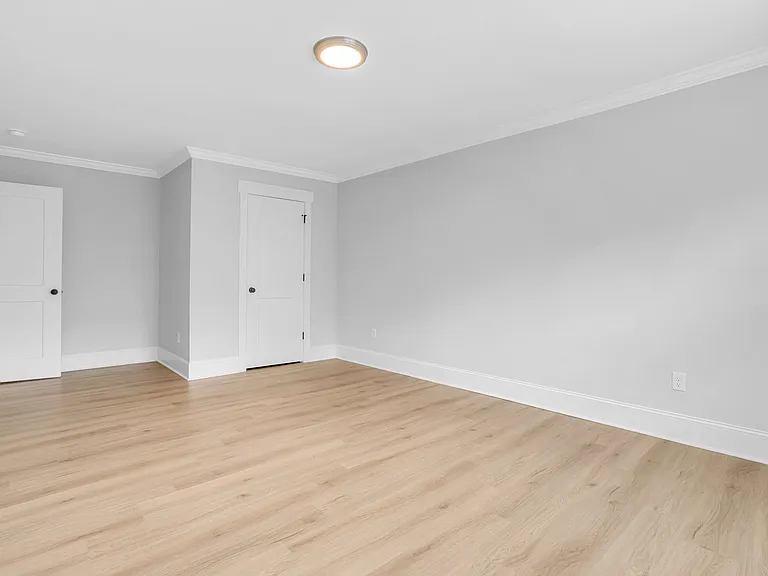 108 Averill St — Photo 12