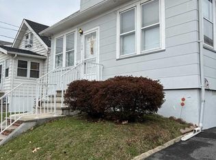 152 W 4th St, Clifton, NJ 07011