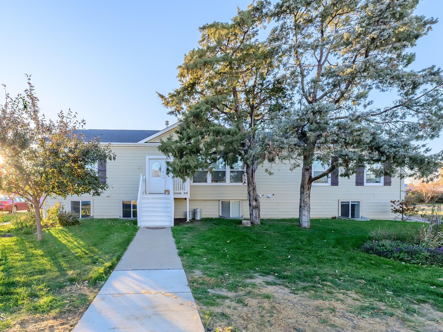 226 3rd St N, Richardton, ND 58652 Zillow