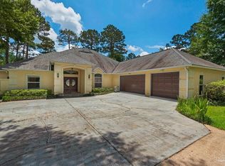 5052 Roland Rd, Pace, FL 32571