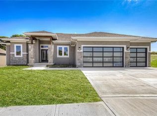 8524 BOOTH Ave, Kansas City, MO 64157