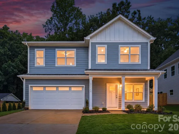 9222 Pinenoll Ln, Charlotte, NC 28215